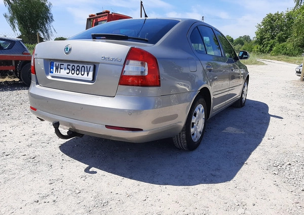 Skoda Octavia cena 20900 przebieg: 243866, rok produkcji 2010 z Oborniki małe 352